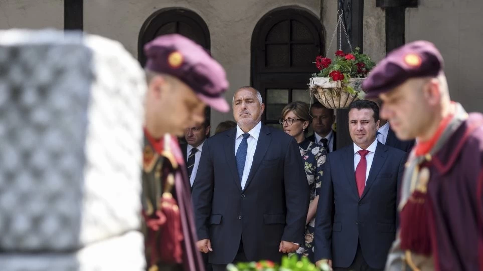 Συνάντηση Ζάεφ-Μπορίσοφ με αλυτρωτική «χροιά» – Κατέθεσαν στεφάνι σε τάφο ηγέτη της «εξέγερσης του Ίλιντεν»